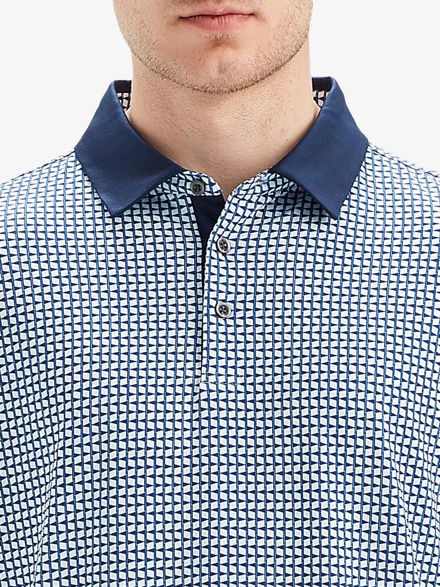 Navy blue polo shirt with flagpole pattern combines to show the perfect combination of sports and patriotism for golf occasions