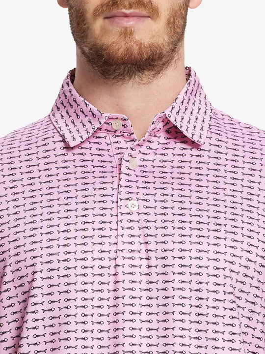 Model wears a PINK BLACK BONEFISH golf polo shirt, which emphasizes its cut and comfort when viewed from nose to chest