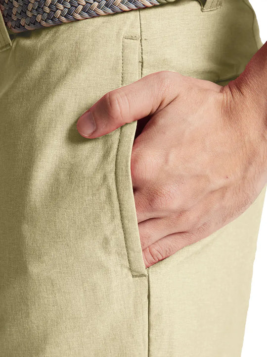 KHAKI 7 Inch Heather Performance Golf Shorts detail shot of right hand in side pocket