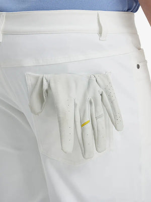 Back pocket with glove in Stretch Plain Everyday Pants, functional and relaxed – WHITE